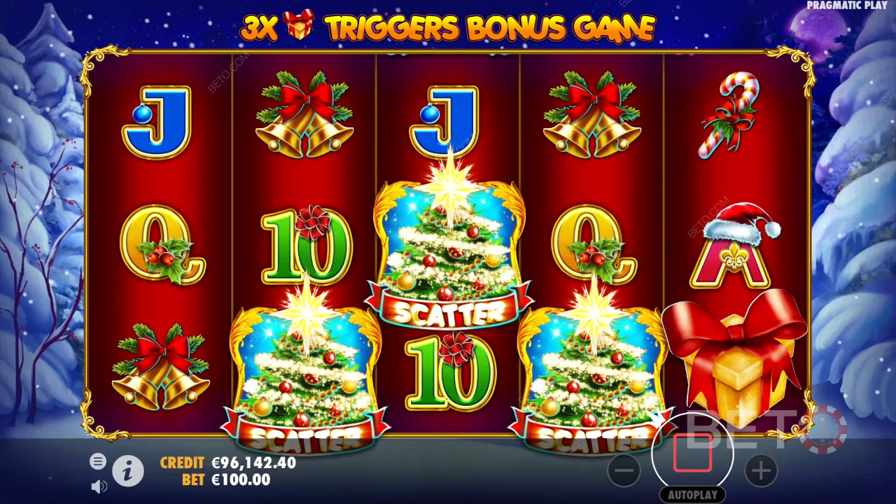 3 Christmas Tree Scatter symbols will trigger the Free Spins bonus