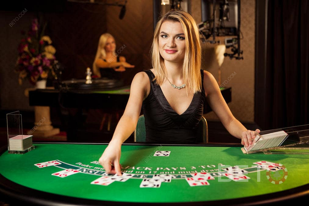 Jouez au Blackjack en direct comme vous le feriez dans un casino.