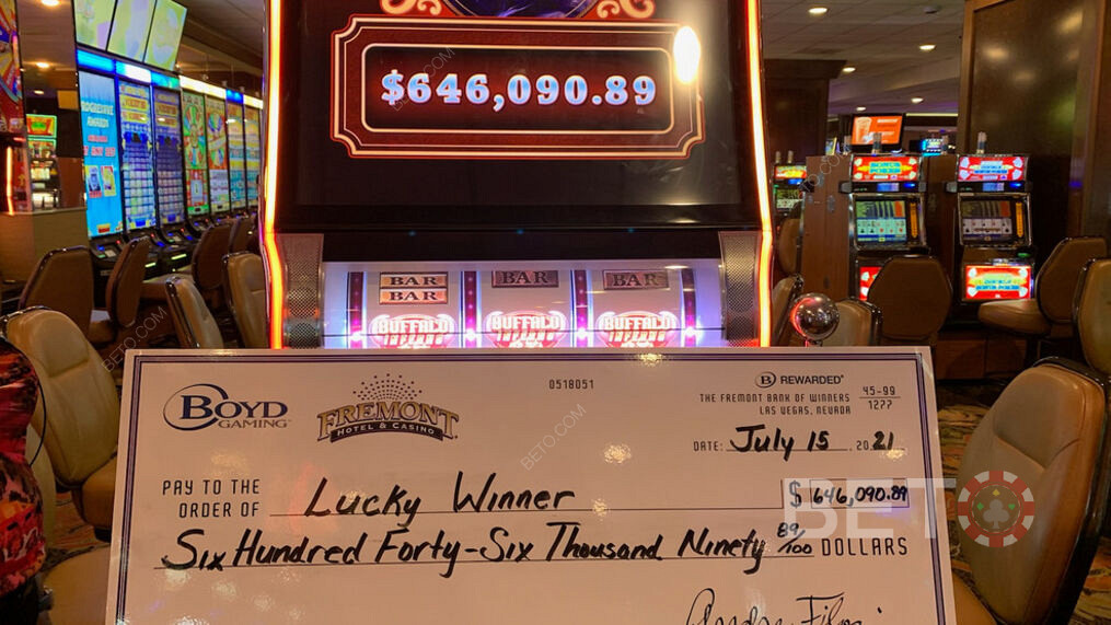 More than $600,000 won by a lucky winner through progressive Jackpot slot