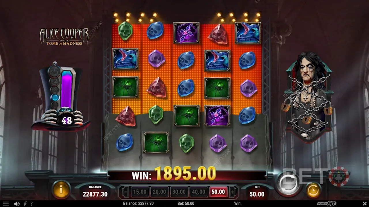 Gameplay of Alice Cooper and the Tome of Madness video slot